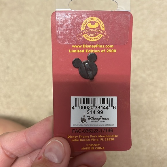 Disneyland 2017 Limited Edition Fantasmic Pin NWT - Picture 4 of 4